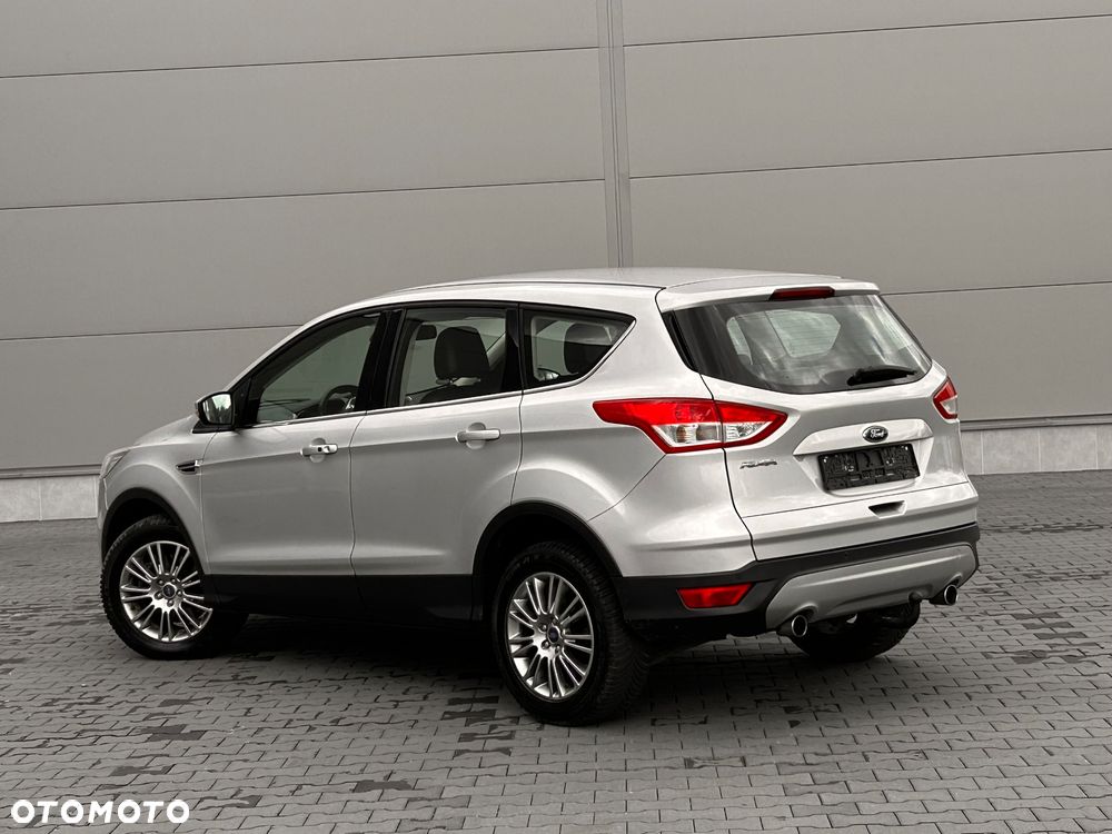 Ford Kuga 2.0 TDCi 4WD Titanium - 4