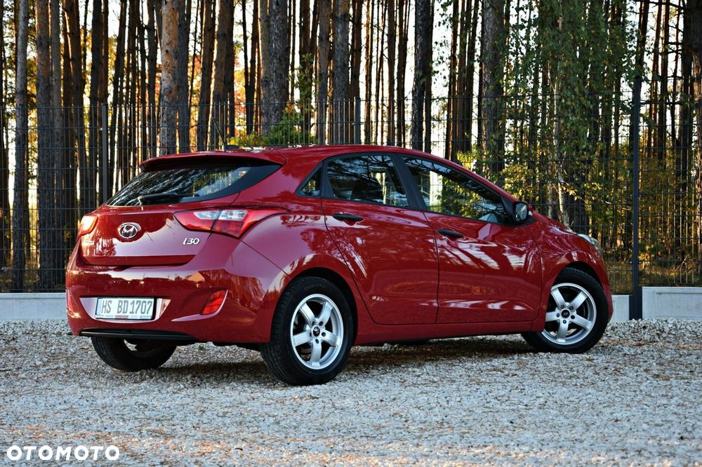 Hyundai i30 1.4 BlueDrive Run - 23
