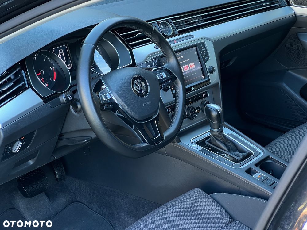 Volkswagen Passat 2.0 TDI BMT Highline DSG - 14
