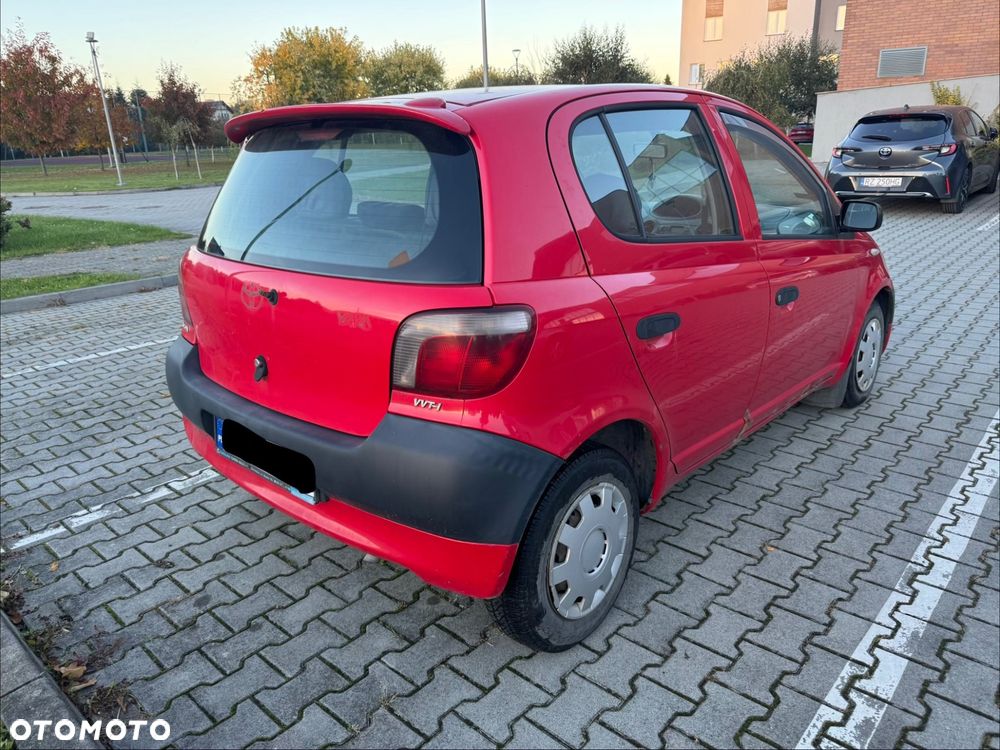 Toyota Yaris 1.0 Luna - 6