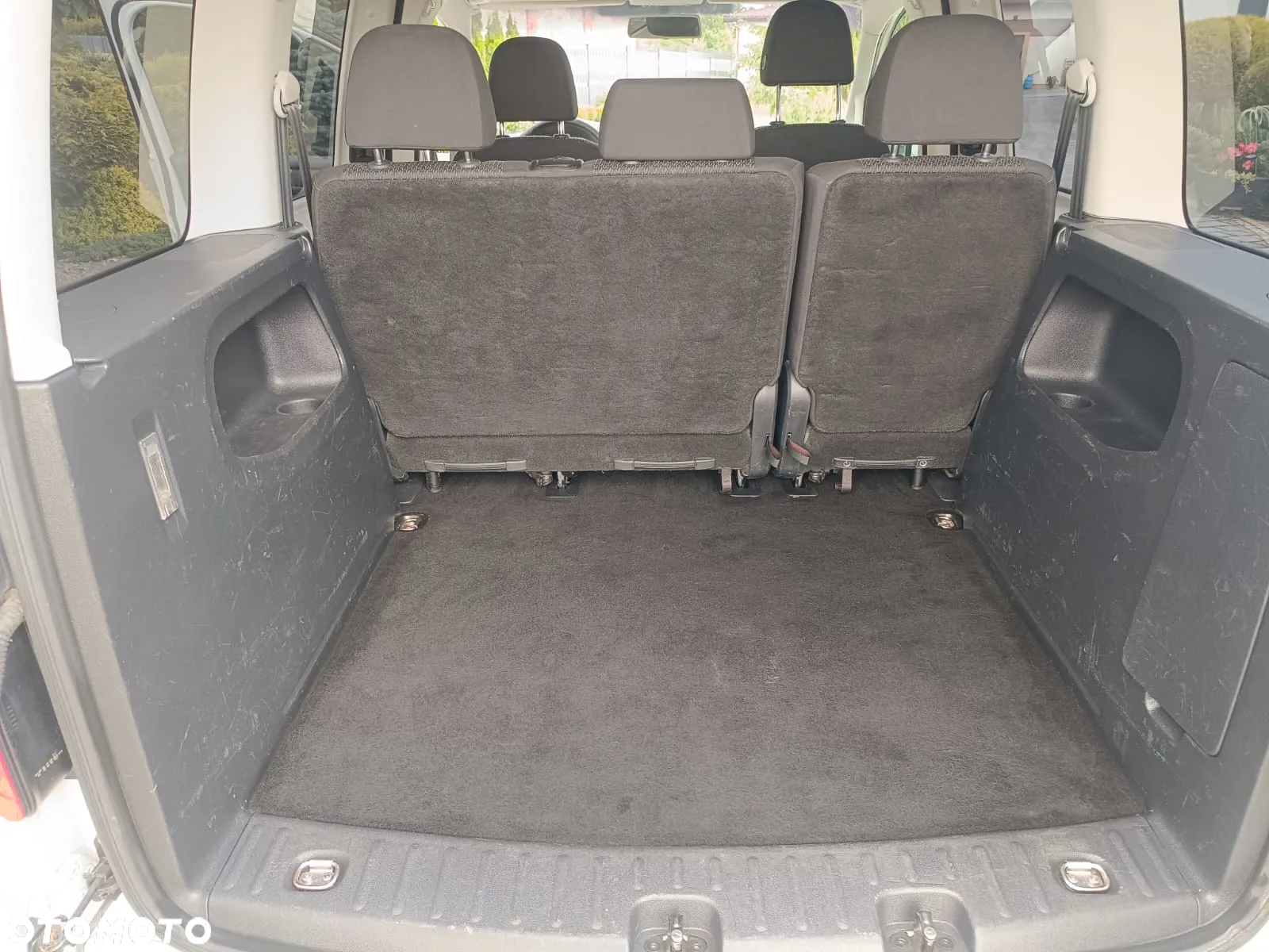 Volkswagen Caddy 2.0 TDI Trendline DSG - 13