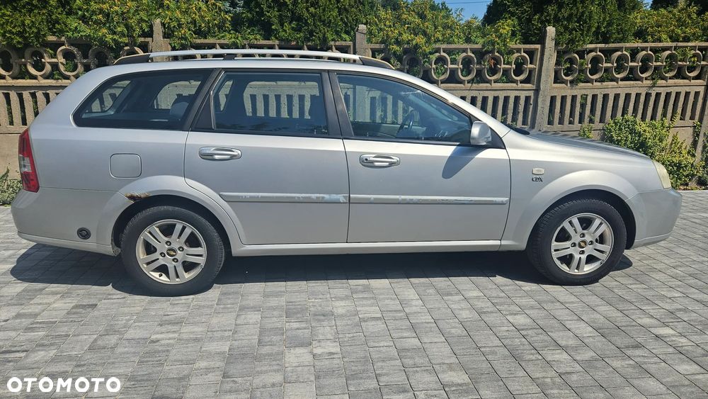 Chevrolet Nubira - 2