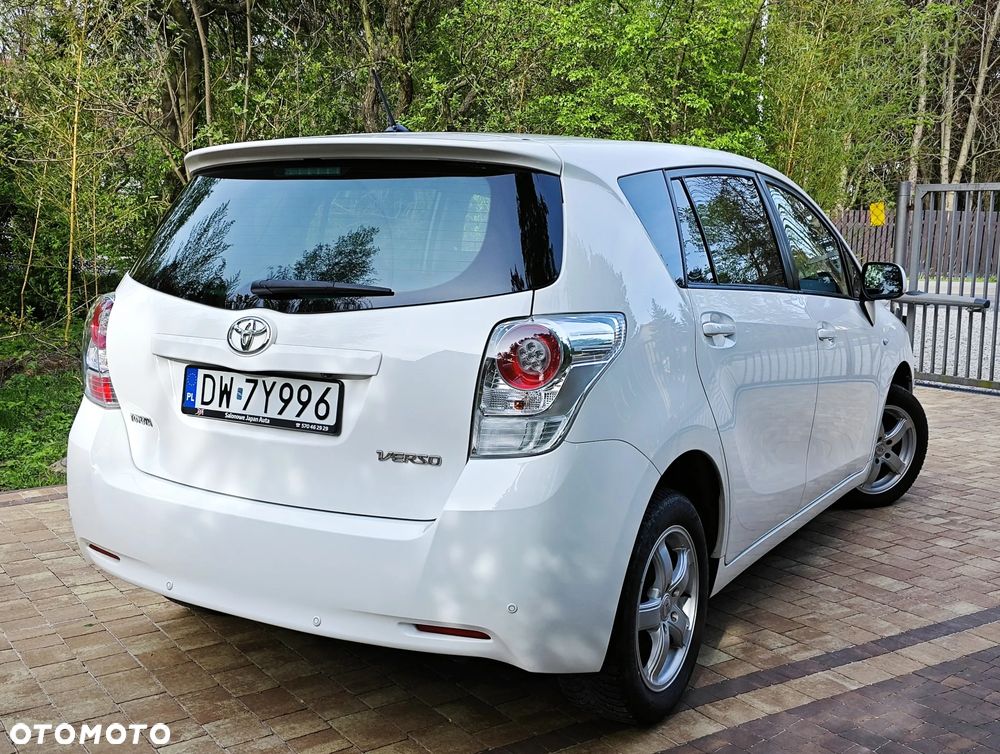 Toyota Verso 2.0 D-4D Sol plus - 11