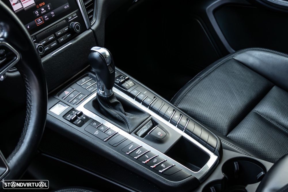Porsche Macan - 20