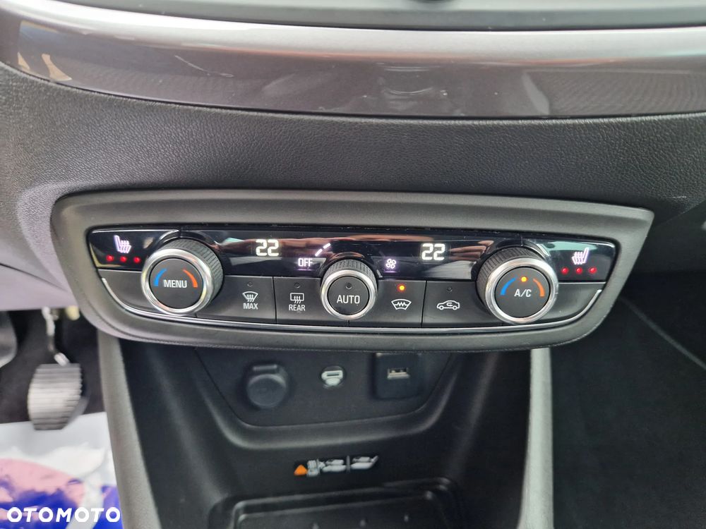 Opel Crossland X - 20