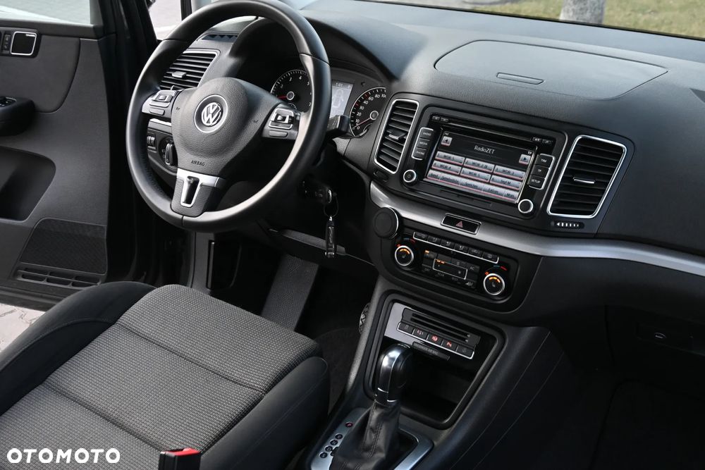 Volkswagen Sharan 2.0 TSI DSG Highline - 26