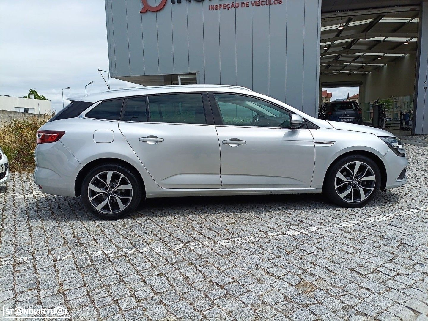Renault Mégane Sport Tourer - 13
