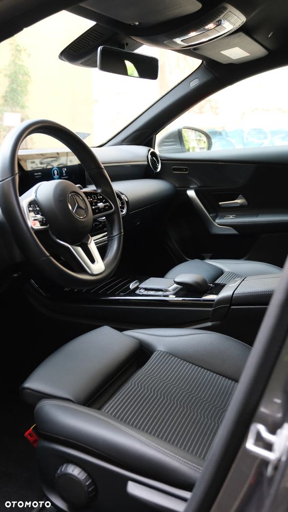 Mercedes-Benz Klasa A 180 7G-DCT Advanced AMG Line - 9