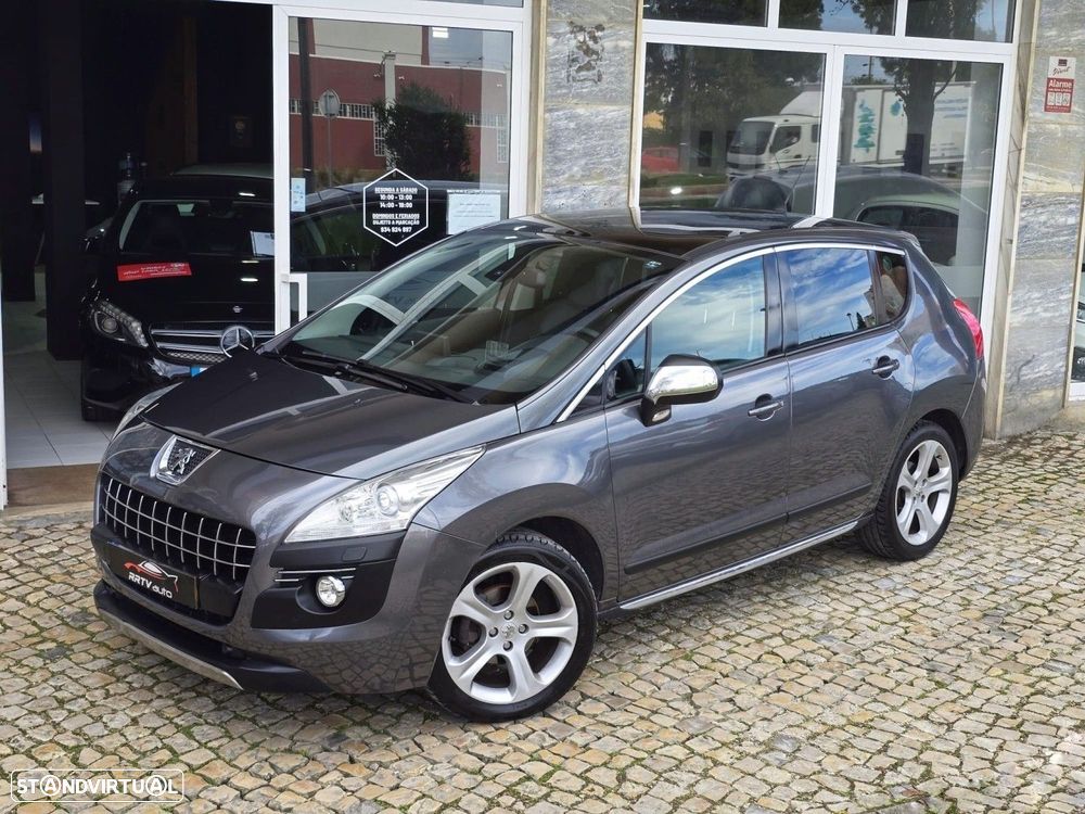 Peugeot 3008 1.6 e-HDi Executive CMP6 - 1