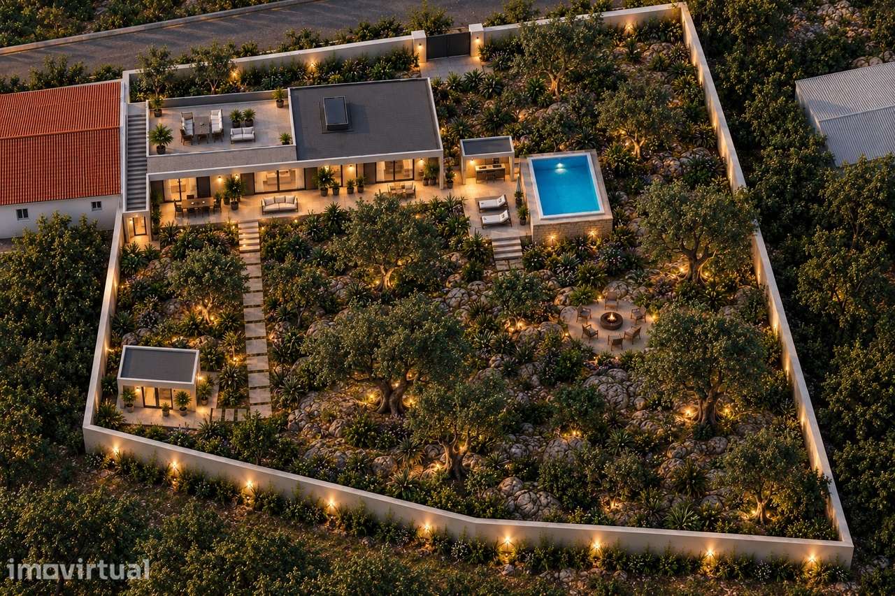 Moradia T2 com piscina e jardim em São Brás de Aportel (Desbarato)