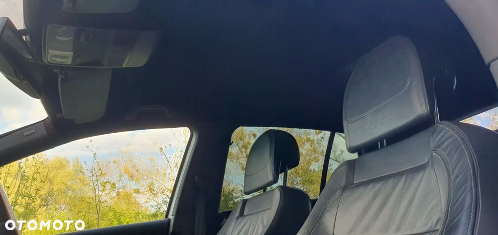Volkswagen Golf - 27