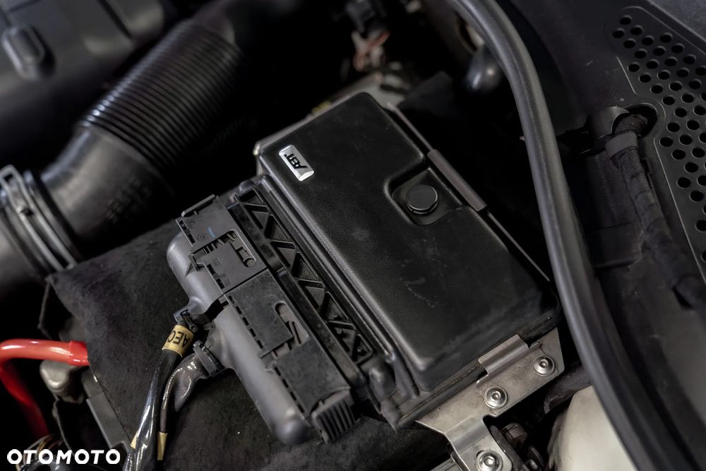 Volkswagen Golf GTI (BlueMotion Technology) DSG Performance - 26