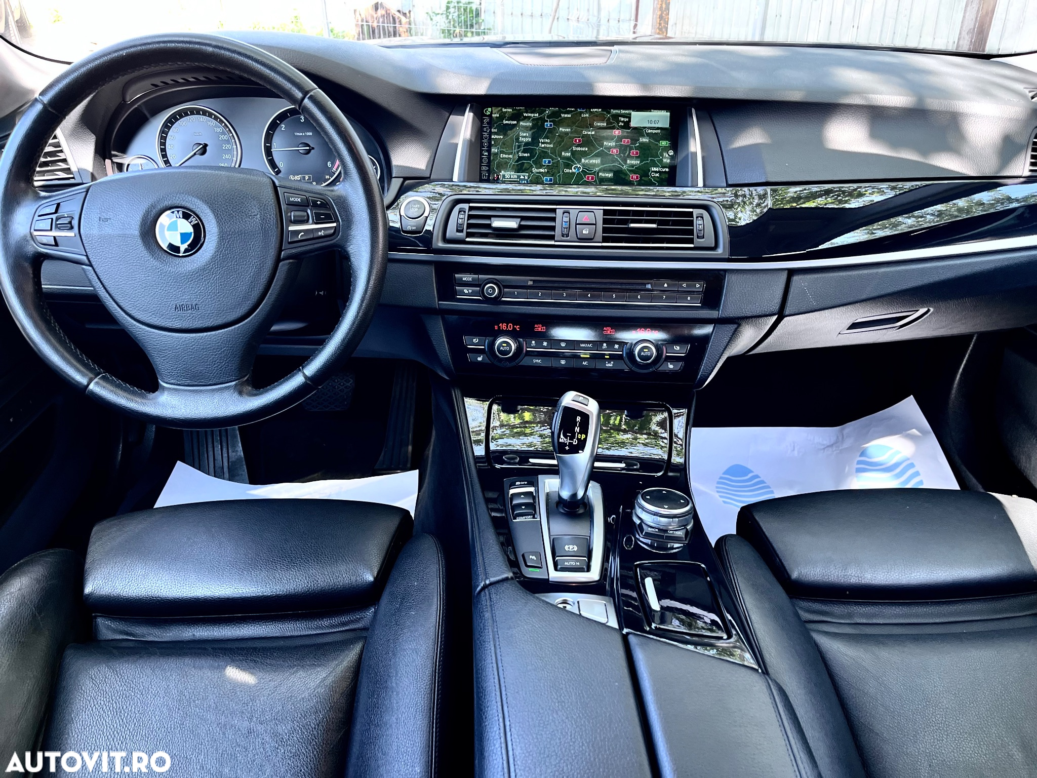 BMW Seria 5 520d Aut. Sport Line - 12