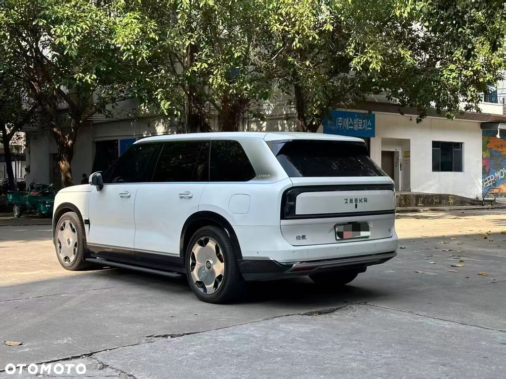 ZEEKR 9X - 4