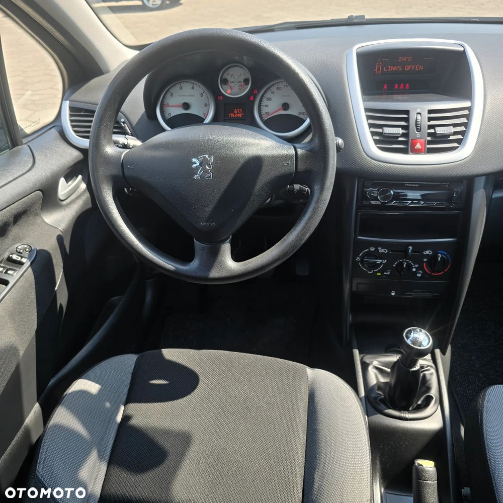 Peugeot 207 75 Tendance - 9