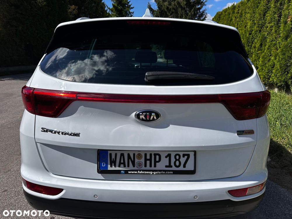 Kia Sportage 1.6 GDI 2WD ISG Dream-Team Edition - 12