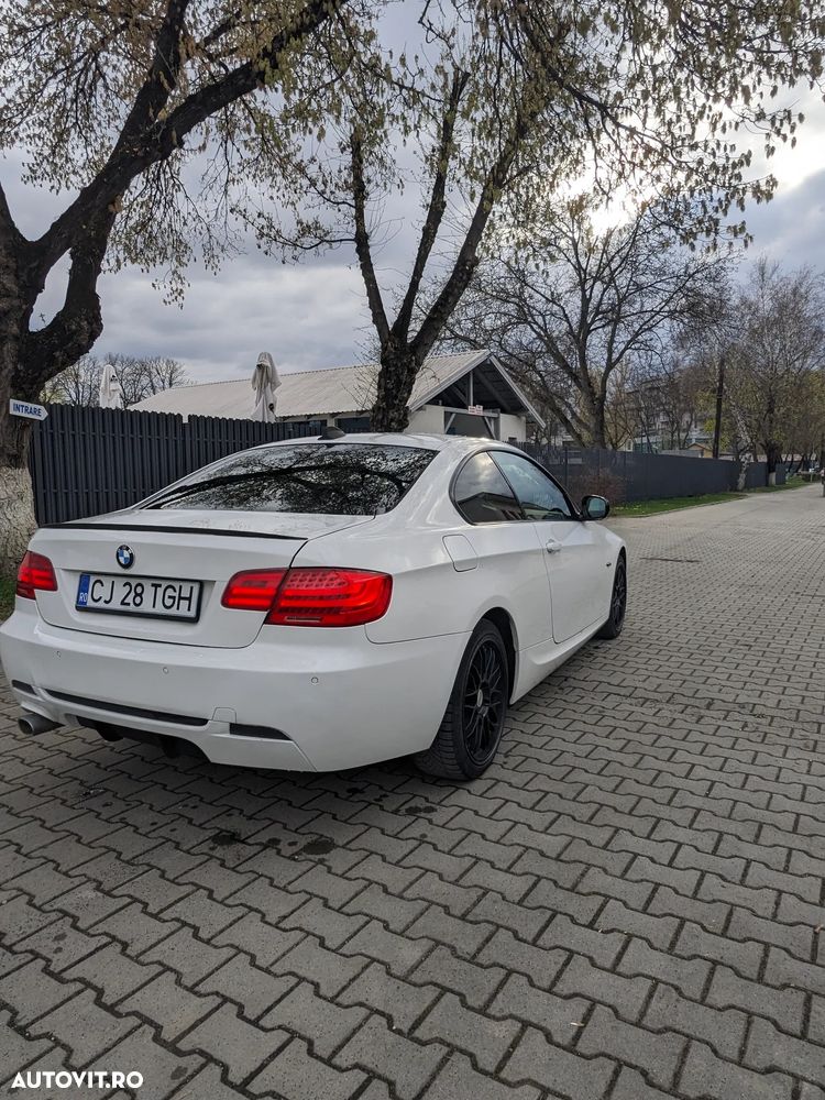 BMW Seria 3 320d xDrive Aut. M Sport Edition - 7