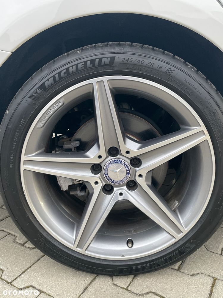 Mercedes-Benz Klasa C 300 7G-TRONIC AMG Line - 17