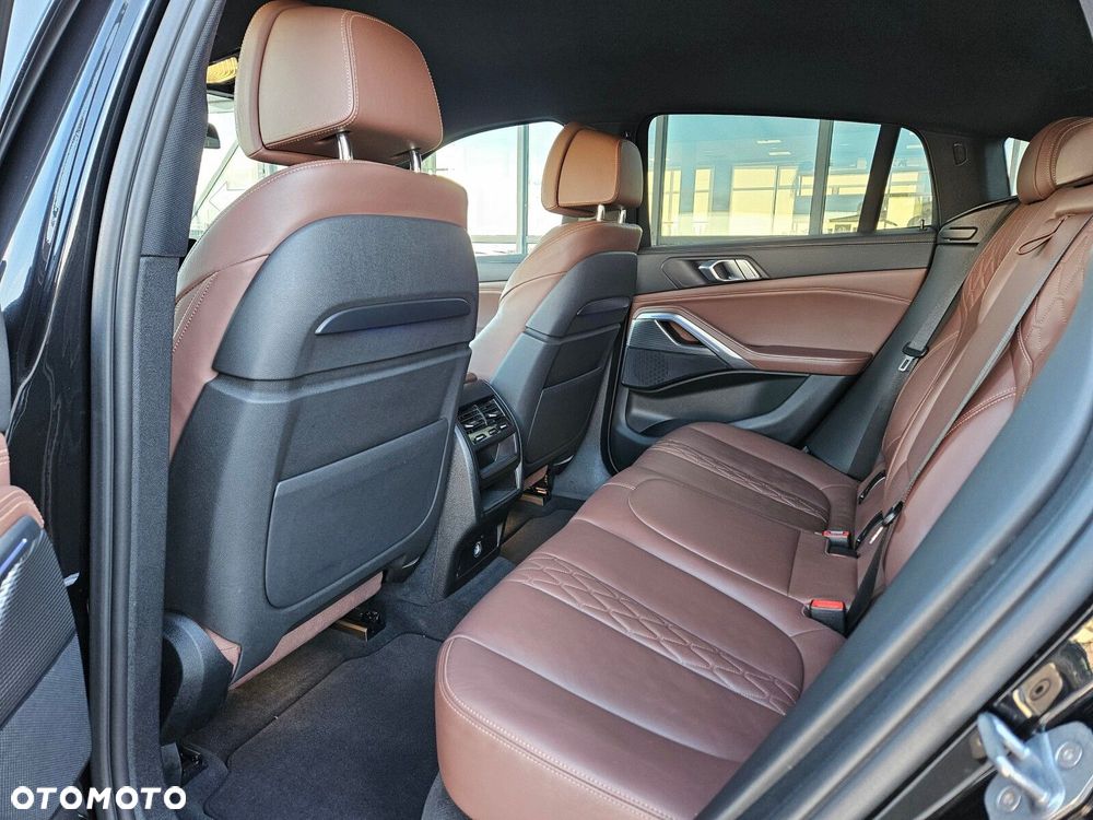 BMW X6 xDrive30d - 14