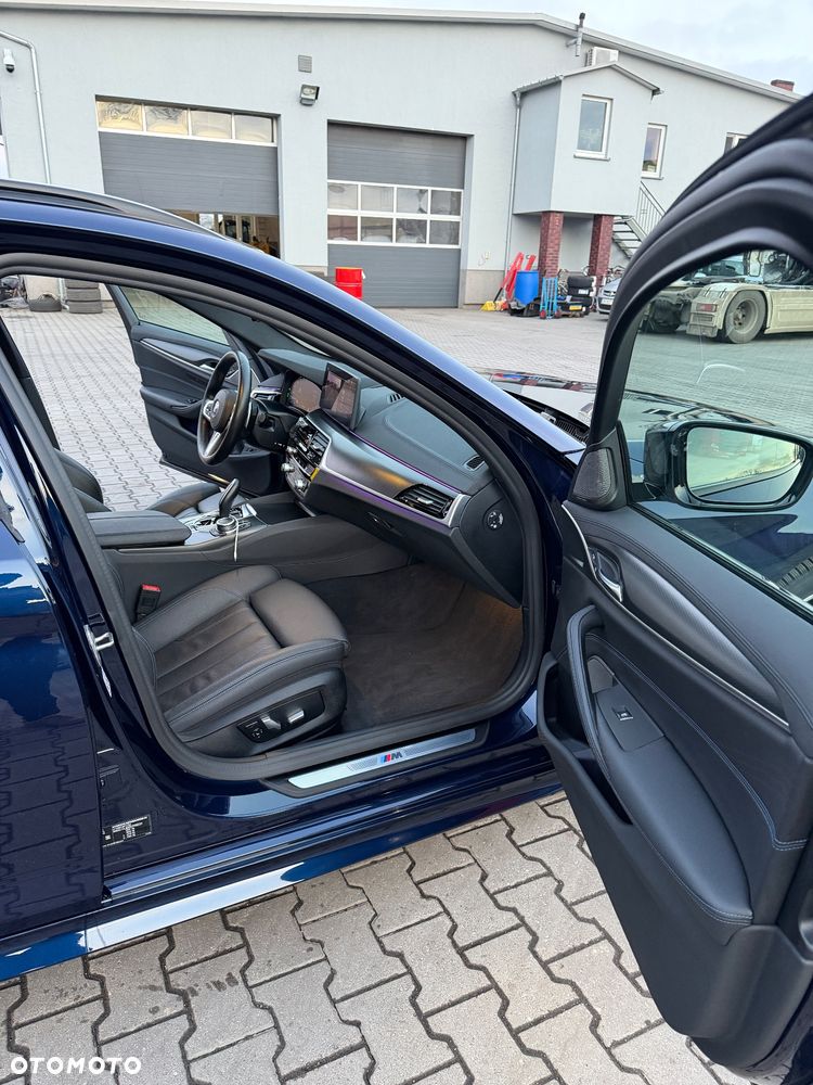 BMW Seria 5 540d xDrive M Sport sport - 25