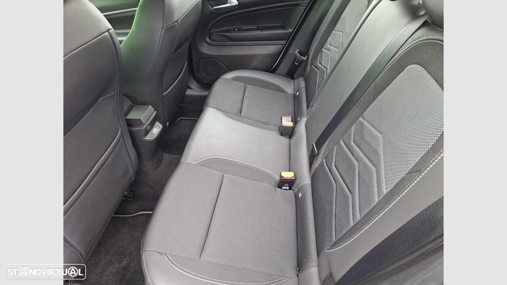 Jeep Avenger 1.2 GSE T3 Altitude - 13