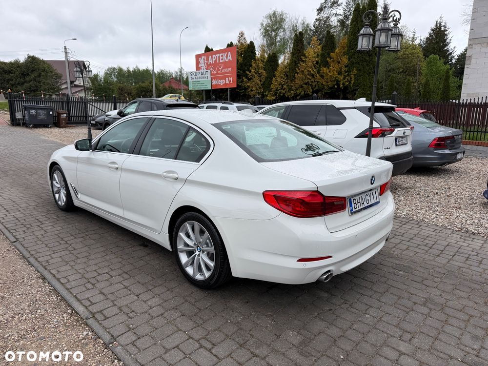 BMW Seria 5 520d Luxury Line - 30
