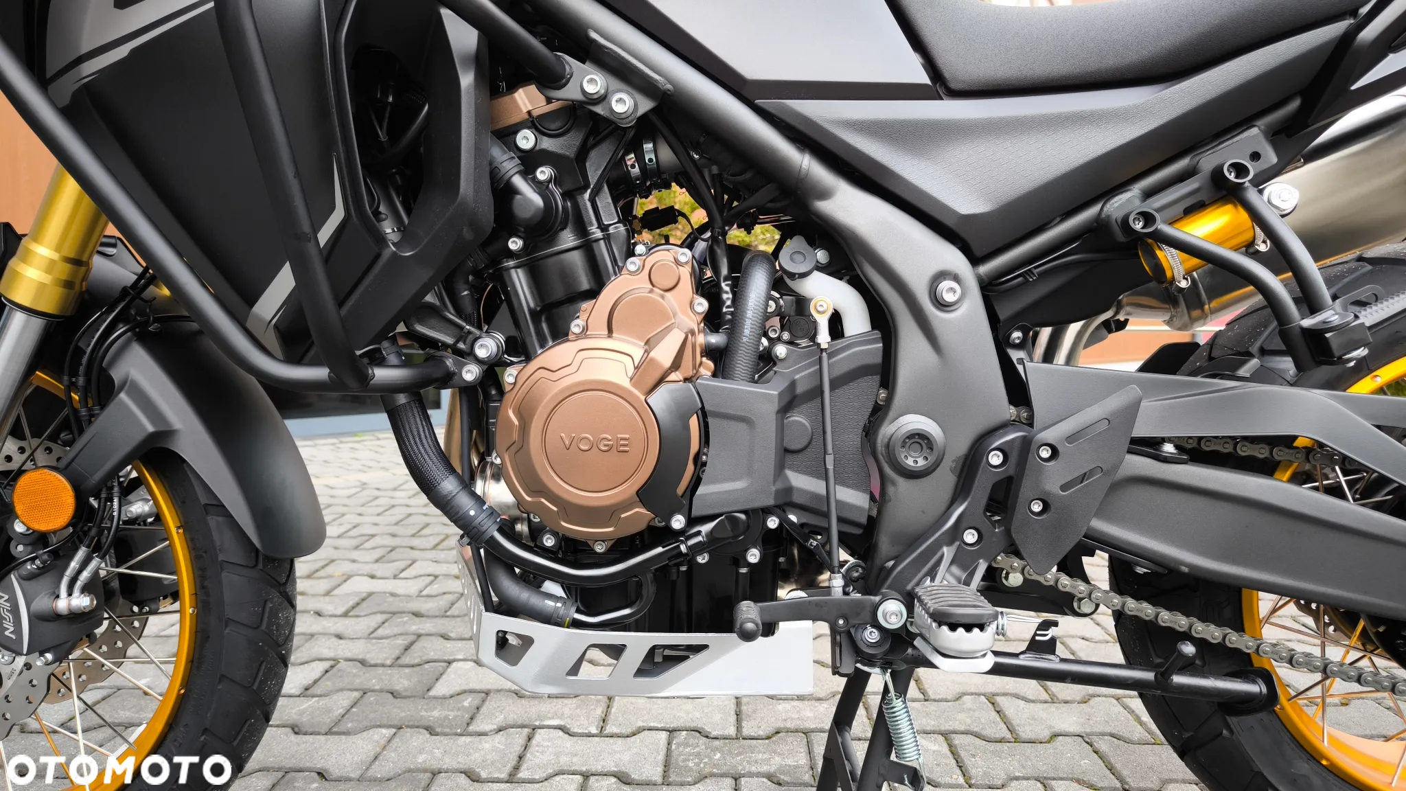 VOGE 625DSX - 28