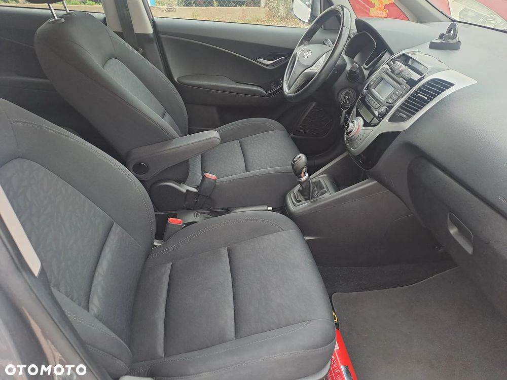 Hyundai ix20 - 8