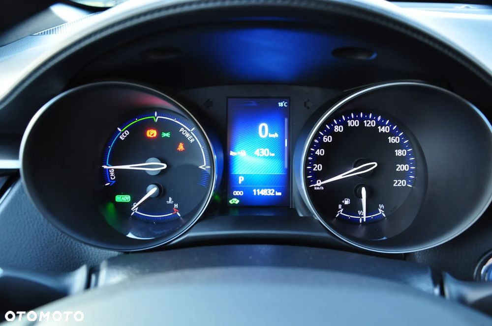 Toyota C-HR Business-Edition - 24