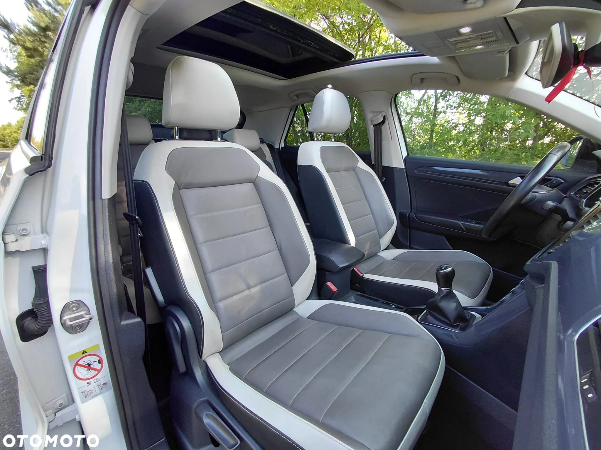 Volkswagen T-Roc - 27