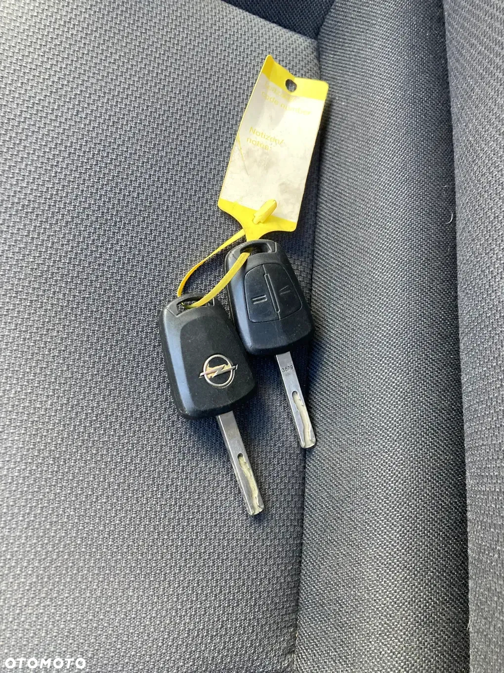 Opel Astra - 16