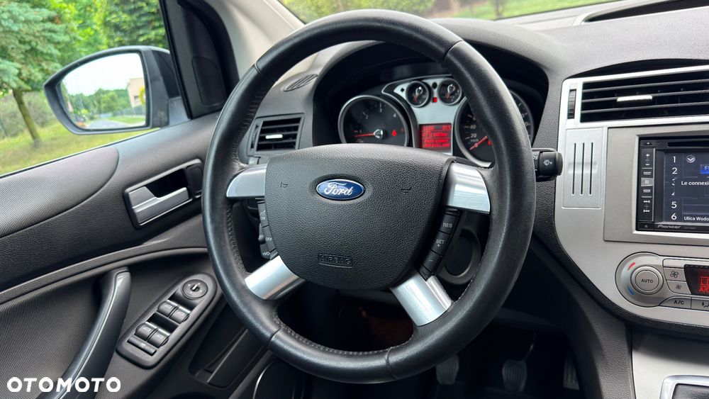 Ford Kuga 2.0 TDCi Titanium - 24