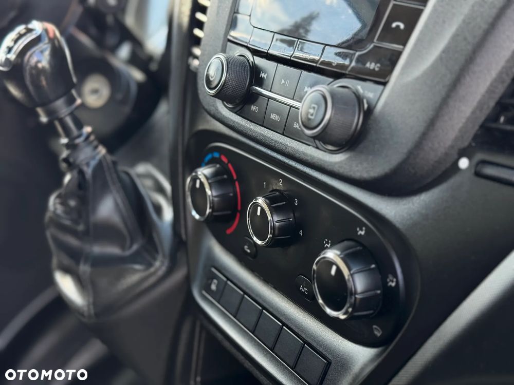 Iveco DAILY 35C16 C 16 - 37
