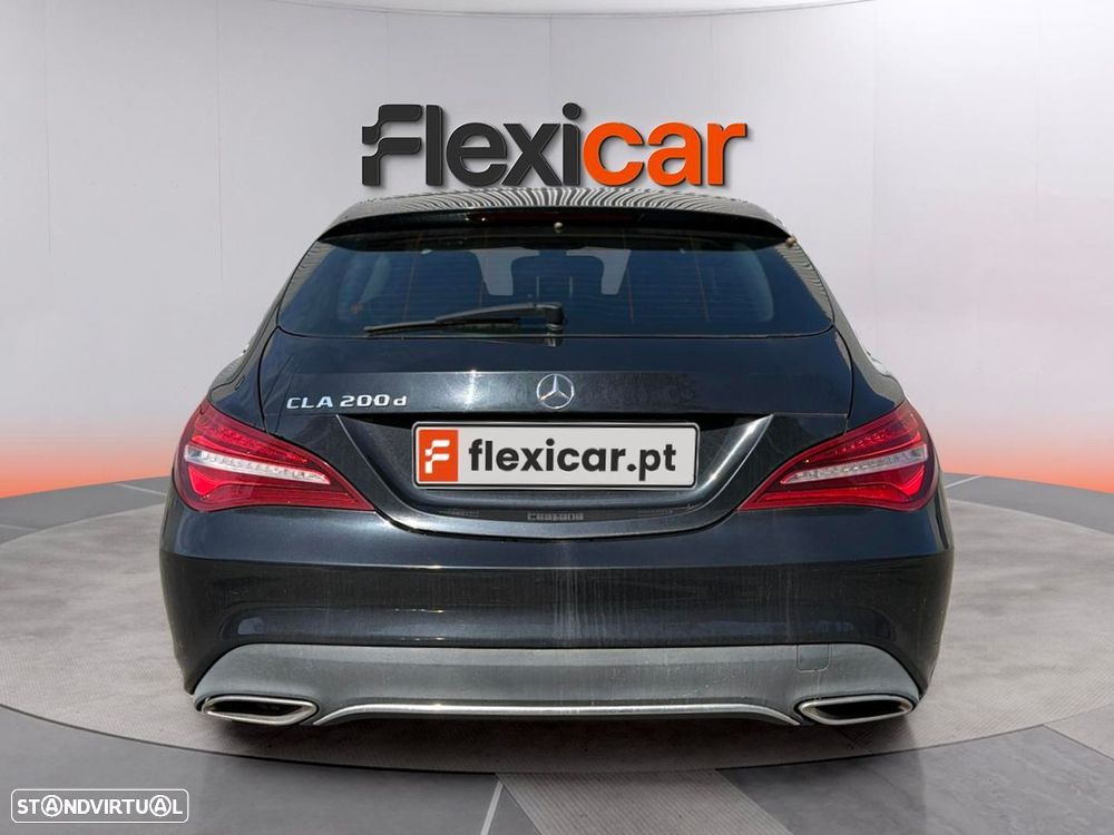 Mercedes-Benz CLA 200 - 5