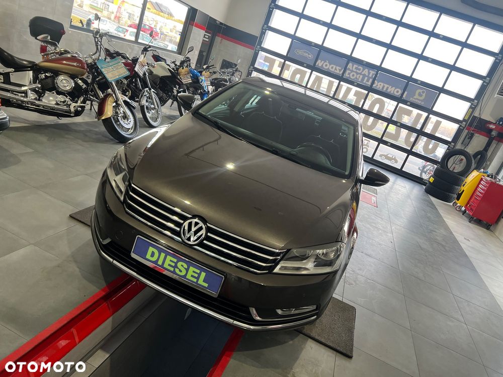 Volkswagen Passat 1.6 TDI (BlueMotion Technology) Comfortline - 3