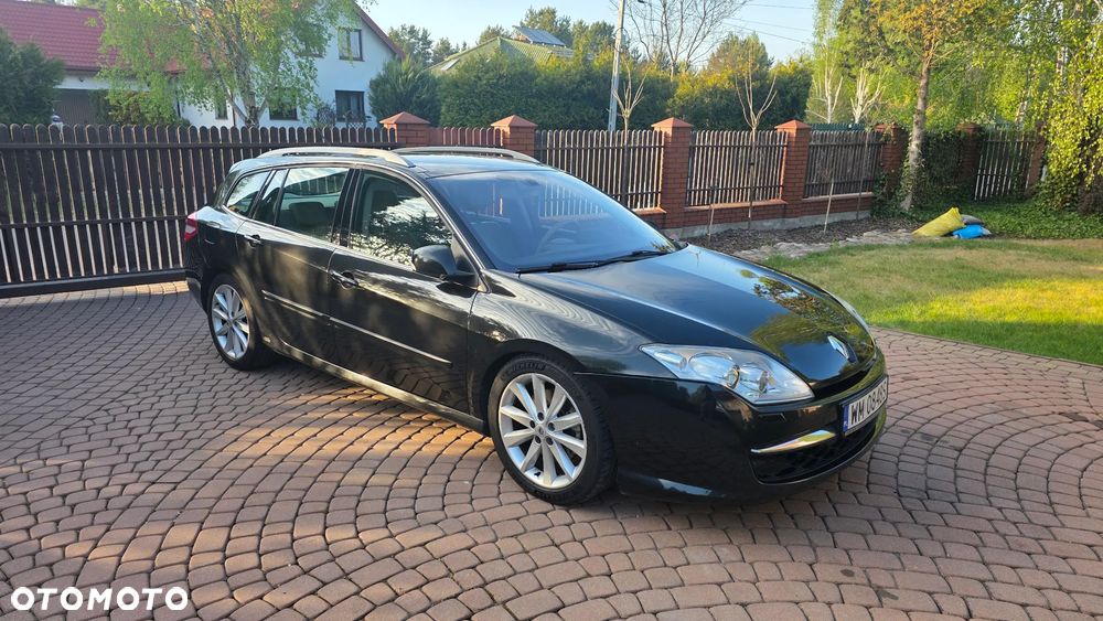 Renault Laguna V6 dCi 235 FAP GT - 9