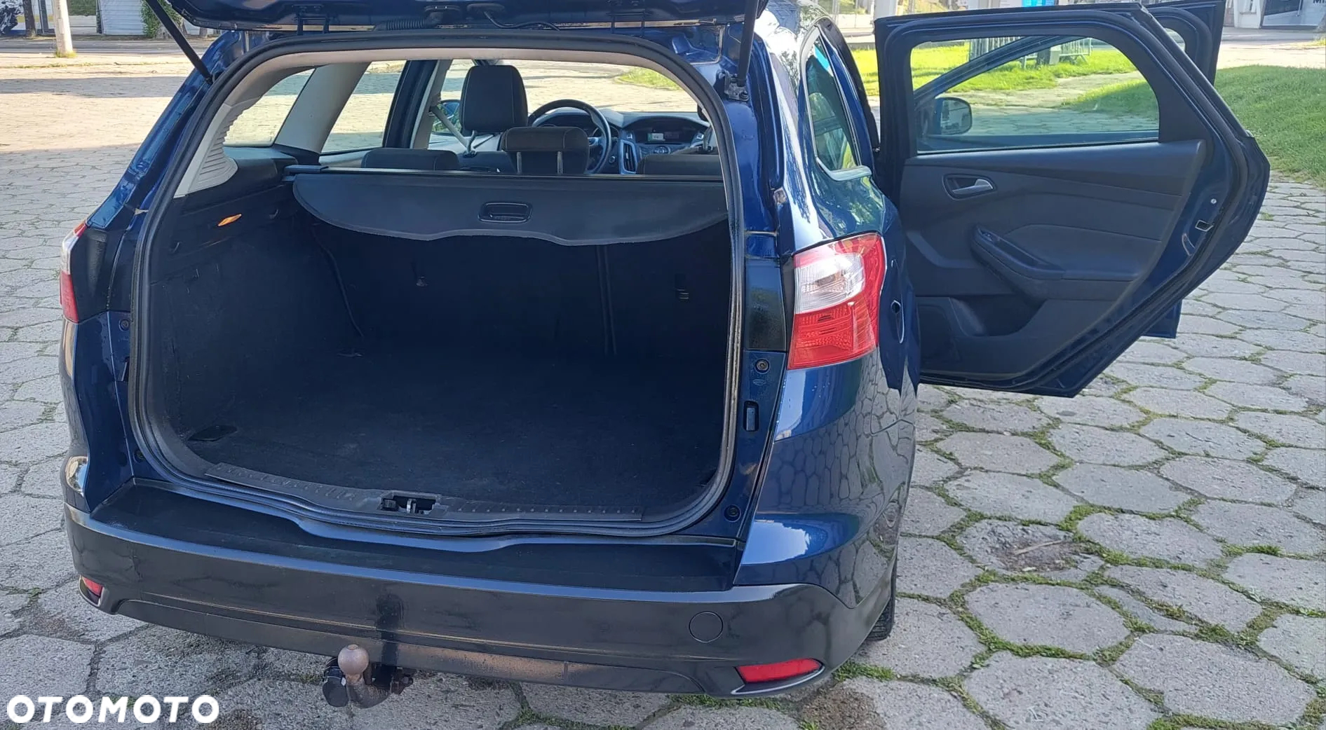Ford Focus 1.6 TDCi DPF Champions Edition - 9