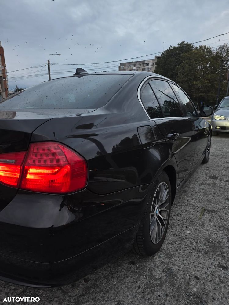 BMW Seria 3 320d - 5