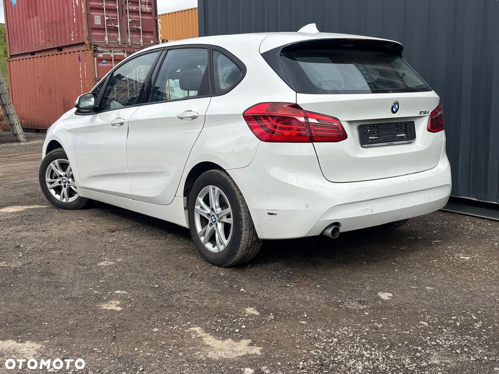BMW Seria 2 216d - 5