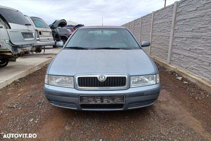 Usa / Portiera spate dreapta SEDAN Skoda Octavia 1 [facelift] [2000 - - 3