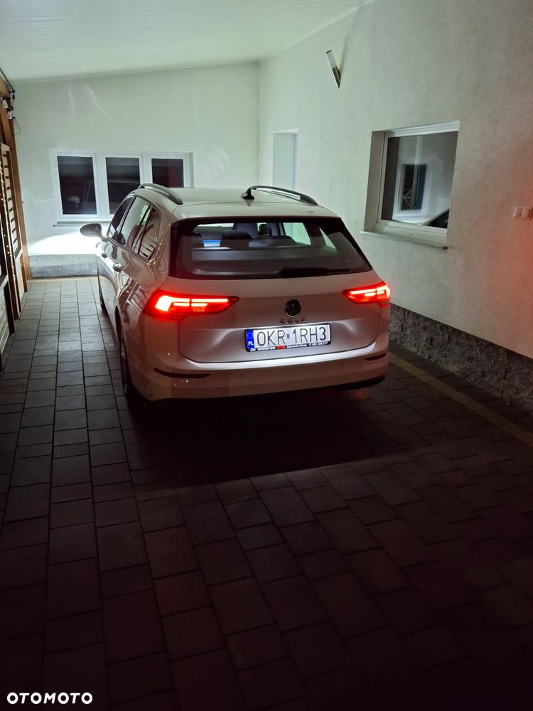 Volkswagen Golf 2.0 TDI Life - 23