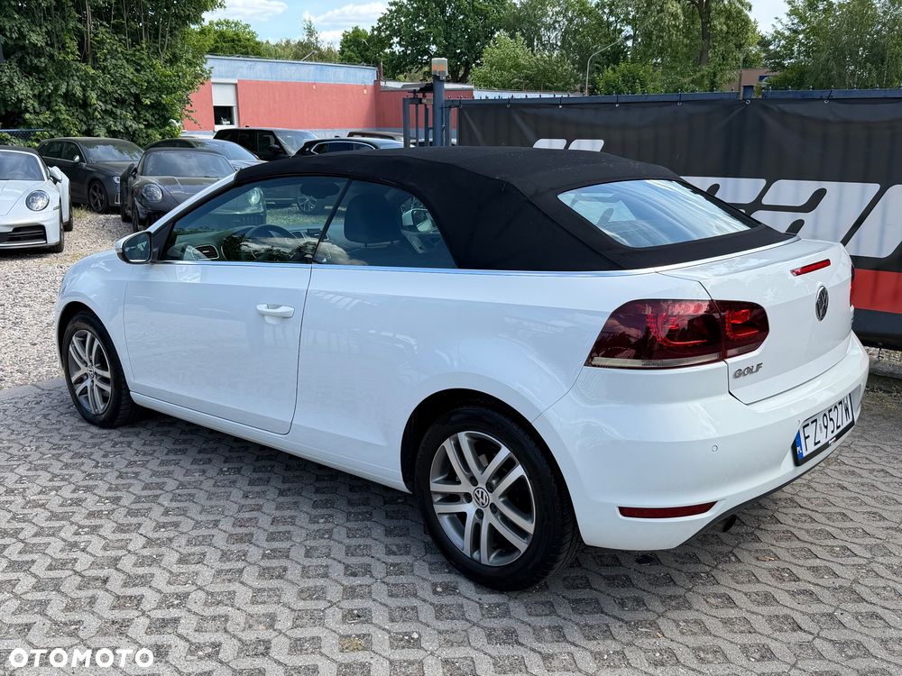 Volkswagen Golf 1.6 TDI DPF Highline - 12