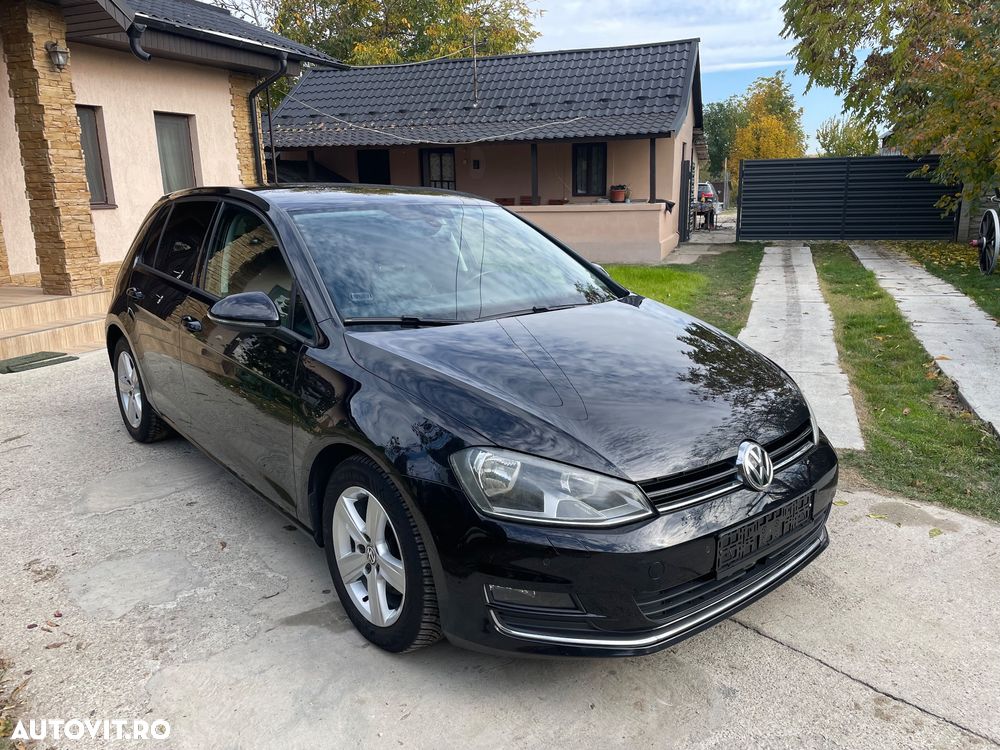 Volkswagen Golf - 11