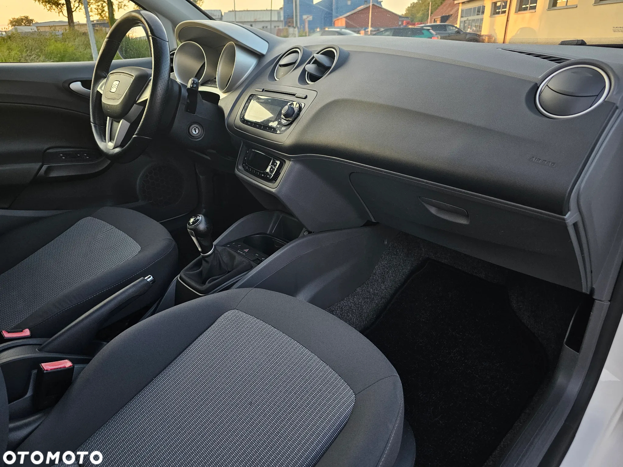 Seat Ibiza 1.4 16V Style - 19