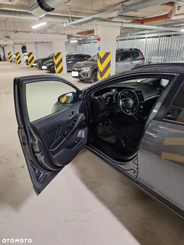 Honda Civic 1.8 Elegance (Honda Connect+) - 20