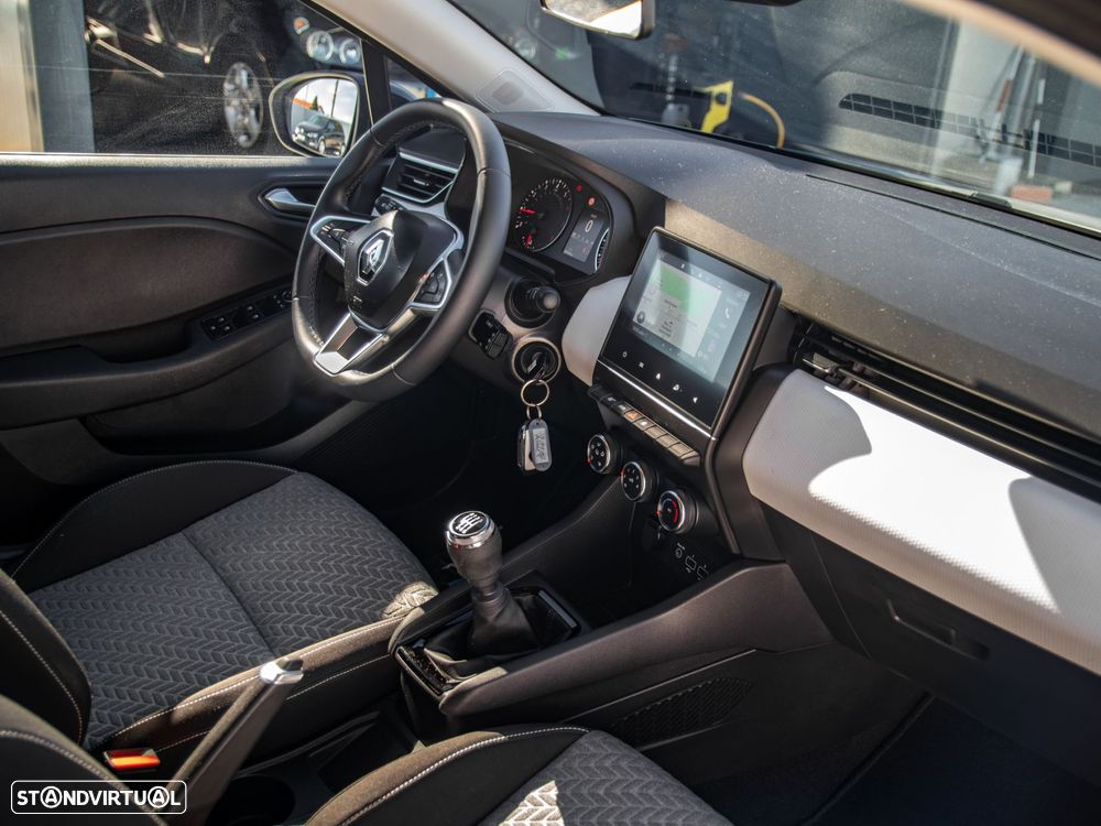 Renault Clio 1.0 TCe Limited Bi-Fuel - 30