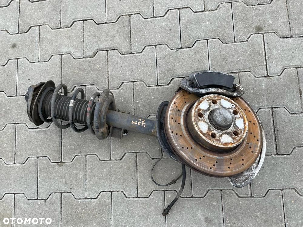 MERCEDES C W204 2.2 LIFT MCPHERSON PRZÓD LEWY AMG - 1