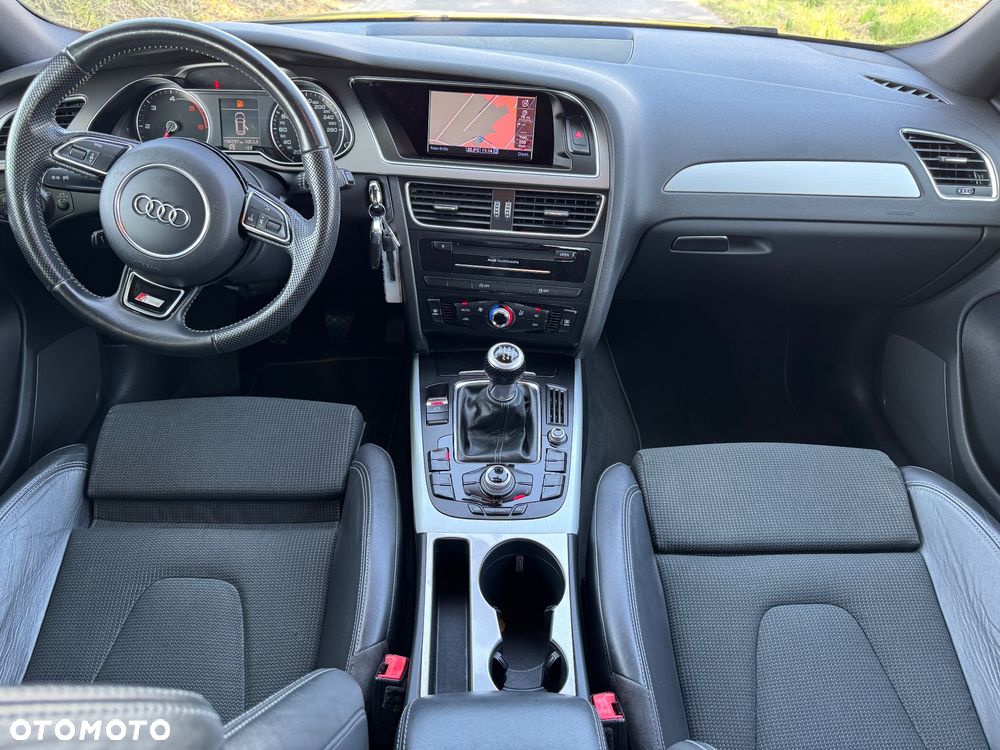 Audi A4 Avant 2.0 TDI DPF S line Sportpaket - 14