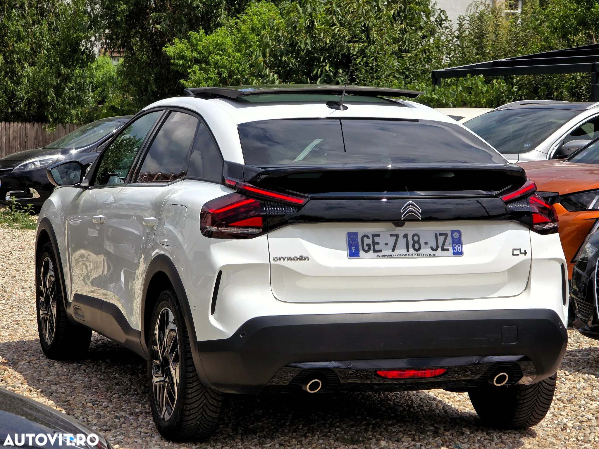 Citroën C4 1.2 PureTech 130 S&S EAT8 PLUS - 10