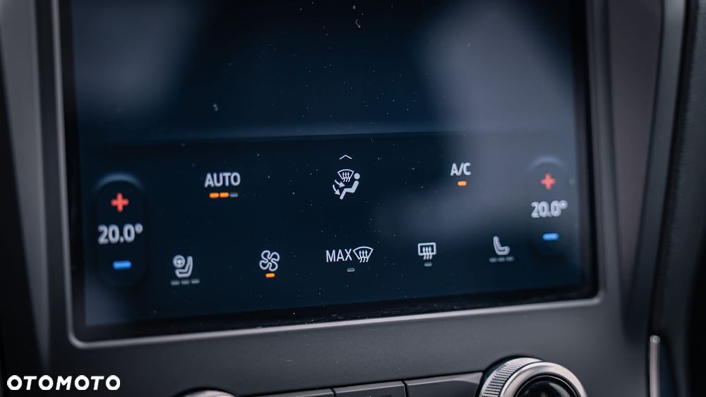 Ford Edge - 23